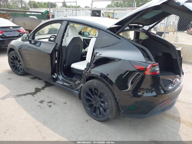Auction sale of the 2023 Tesla Model Y Awd/long Range Dual Motor All-wheel Drive, vin: 7SAYGAEE8PF902600, lot number: 45622431