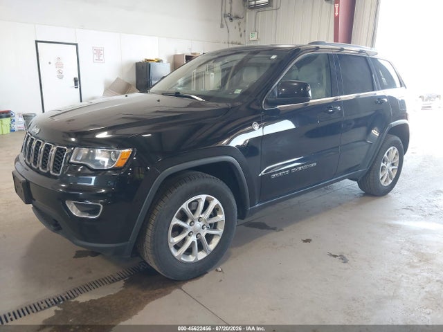 1C4RJFAG4MC699480 Jeep Grand Cherokee Laredo E 4x4