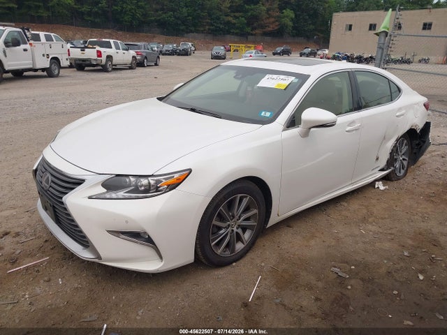JTHBW1GG6H2162813 Lexus ES 300H