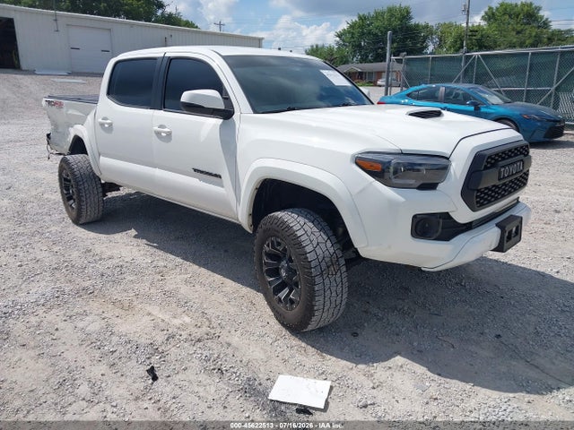 45622513 :رقم المزاد ، 3TMCZ5AN8GM035192 vin ، 2016 Toyota Tacoma Trd Sport مزاد بيع