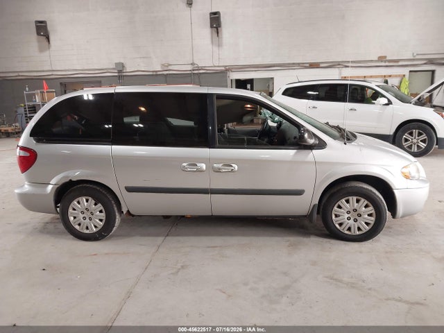 2005 Chrysler Town & Country მანქანა იყიდება აუქციონზე, vin: 1C4GP45R55B221646, აუქციონის ნომერი: 45622517