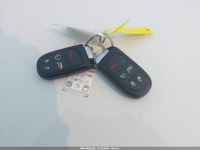 45622529 :رقم المزاد ، 1C4PJMDS0FW752379 vin ، 2015 Jeep Cherokee Limited مزاد بيع
