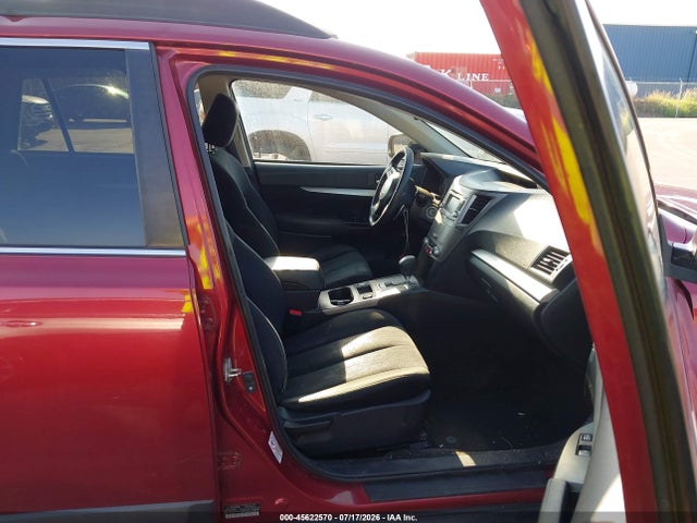 45622570 :رقم المزاد ، 4S4BRBCC0E3260965 vin ، 2014 Subaru Outback 2.5i Premium مزاد بيع