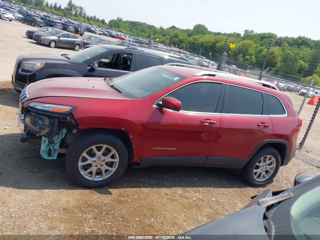 2017 Jeep Cherokee Latitude მანქანა იყიდება აუქციონზე, vin: 1C4PJMCB1HW658368, აუქციონის ნომერი: 45622580
