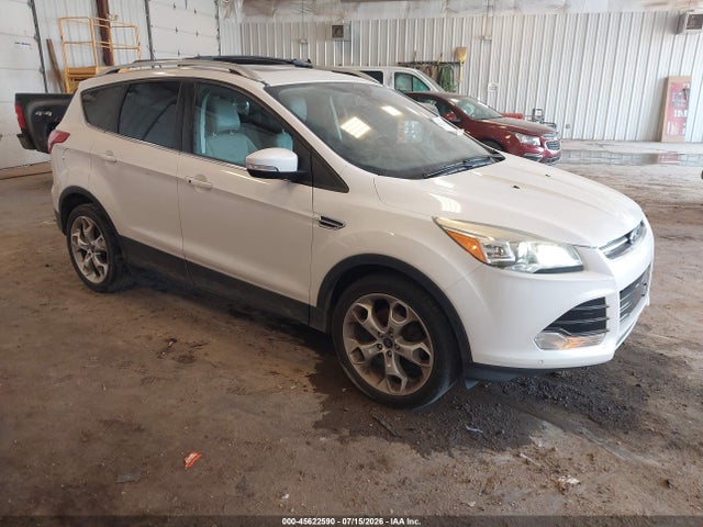 45622590 :رقم المزاد ، 1FMCU9J99EUD92698 vin ، 2014 Ford Escape Titanium مزاد بيع