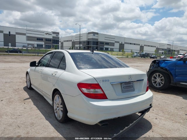 45622600 :رقم المزاد ، WDDGF54X29F213890 vin ، 2009 Mercedes-benz C 300 Luxury/sport مزاد بيع