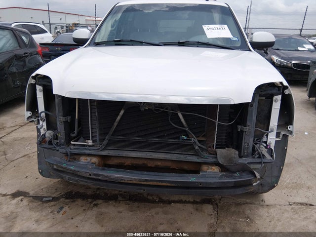 45622621 :رقم المزاد ، 1GKFC16027J187507 vin ، 2007 Gmc Yukon Xl Commercial مزاد بيع