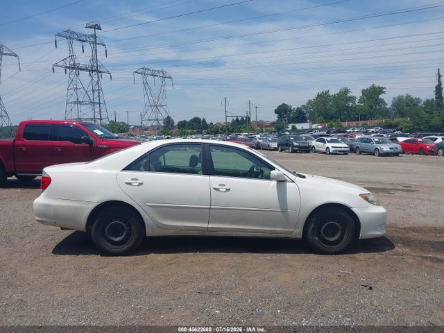 45622680 :رقم المزاد ، 4T1BE32K66U736562 vin ، 2006 Toyota Camry Le مزاد بيع