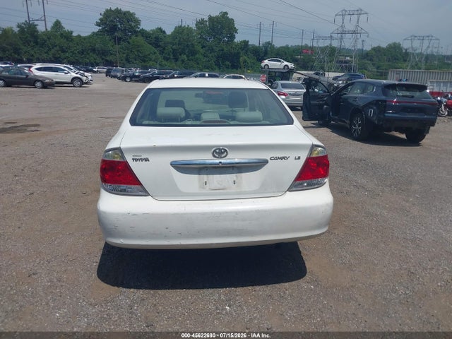 45622680 :رقم المزاد ، 4T1BE32K66U736562 vin ، 2006 Toyota Camry Le مزاد بيع
