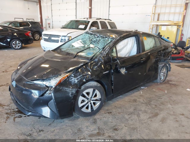 Продажа на аукционе авто 2018 Toyota Prius Two, vin: JTDKBRFU4J3601266, номер лота: 45622743