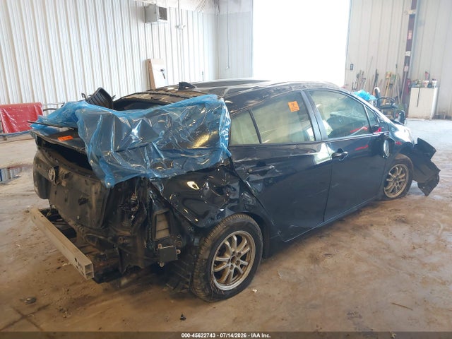Продажа на аукционе авто 2018 Toyota Prius Two, vin: JTDKBRFU4J3601266, номер лота: 45622743