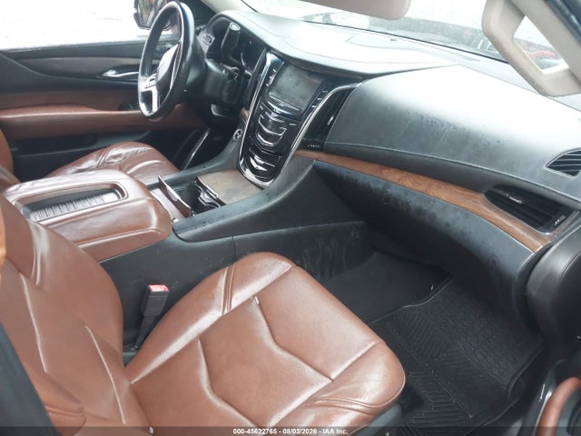 Продажа на аукционе авто 2018 Cadillac Escalade Esv Luxury, vin: 1GYS4HKJ3JR164089, номер лота: 45622765