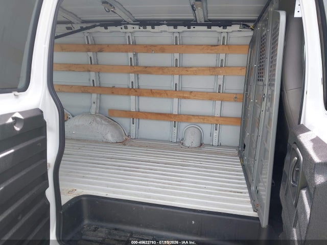 45622793 :رقم المزاد ، 1GTW7AFF4H1908304 vin ، 2017 Gmc Savana 2500 Work Van مزاد بيع