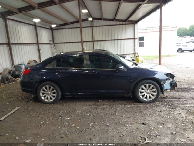 45622803 :رقم المزاد ، 1C3CCBBB2CN125009 vin ، 2012 Chrysler 200 Touring مزاد بيع