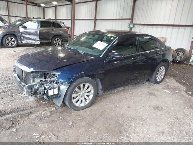 45622803 :رقم المزاد ، 1C3CCBBB2CN125009 vin ، 2012 Chrysler 200 Touring مزاد بيع