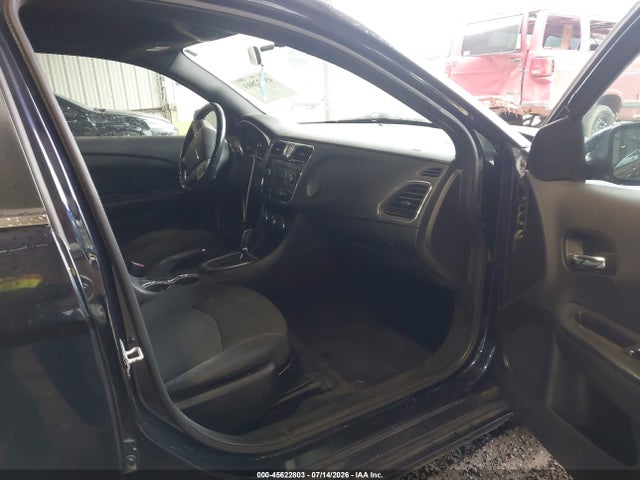 45622803 :رقم المزاد ، 1C3CCBBB2CN125009 vin ، 2012 Chrysler 200 Touring مزاد بيع