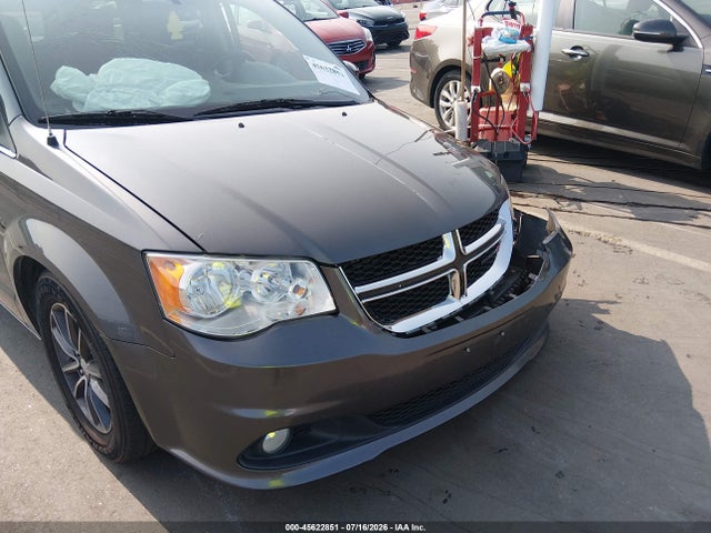 45622851 :رقم المزاد ، 2C4RDGCG6HR599680 vin ، 2017 Dodge Grand Caravan Sxt مزاد بيع