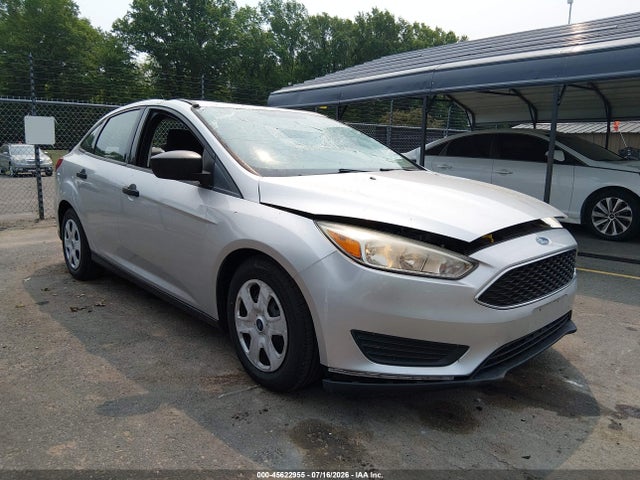 2017 Ford Focus S მანქანა იყიდება აუქციონზე, vin: 1FADP3E26HL324577, აუქციონის ნომერი: 45622955