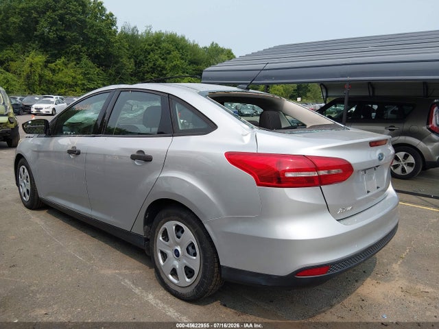 Продажа на аукционе авто 2017 Ford Focus S, vin: 1FADP3E26HL324577, номер лота: 45622955