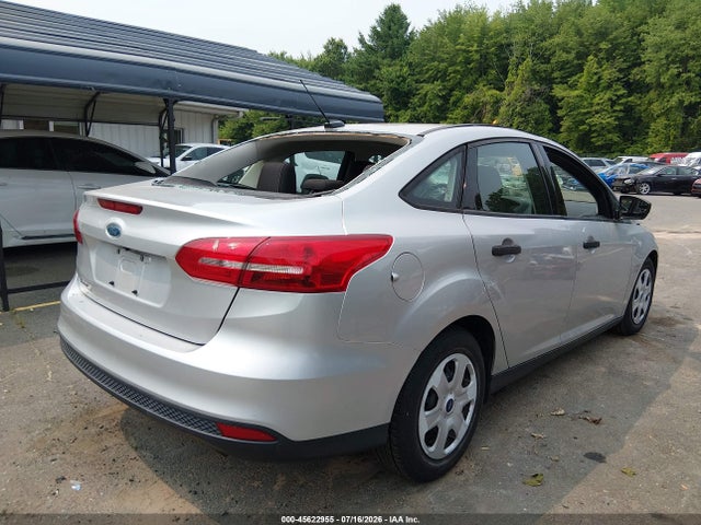 Продажа на аукционе авто 2017 Ford Focus S, vin: 1FADP3E26HL324577, номер лота: 45622955