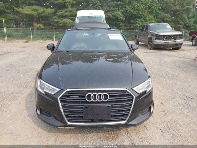 45622981 :رقم المزاد ، WAUB8GFF1H1058899 vin ، 2017 Audi A3 Premium مزاد بيع