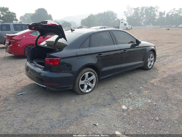 45622981 :رقم المزاد ، WAUB8GFF1H1058899 vin ، 2017 Audi A3 Premium مزاد بيع
