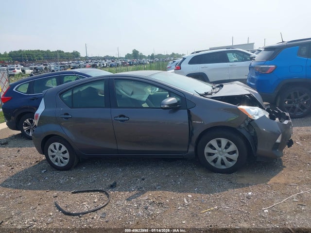 2014 Toyota Prius C Two მანქანა იყიდება აუქციონზე, vin: JTDKDTB38E1567340, აუქციონის ნომერი: 45622995