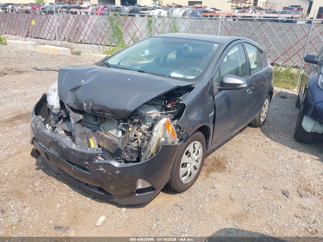 2014 Toyota Prius C Two მანქანა იყიდება აუქციონზე, vin: JTDKDTB38E1567340, აუქციონის ნომერი: 45622995