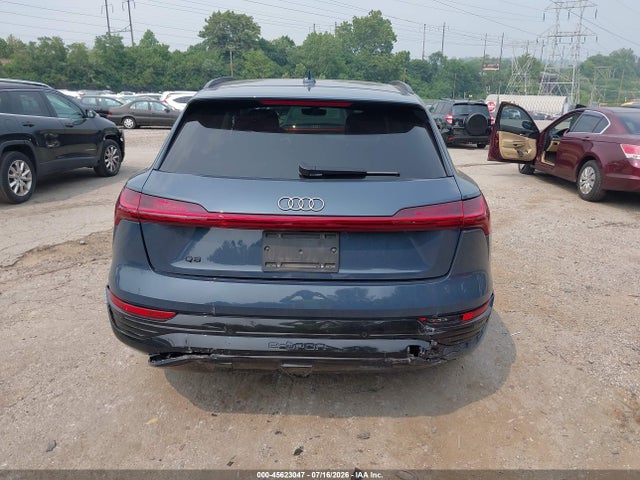 WA15AAGE7RB010451 Audi Q8 E-tron Premium Plus Quattro