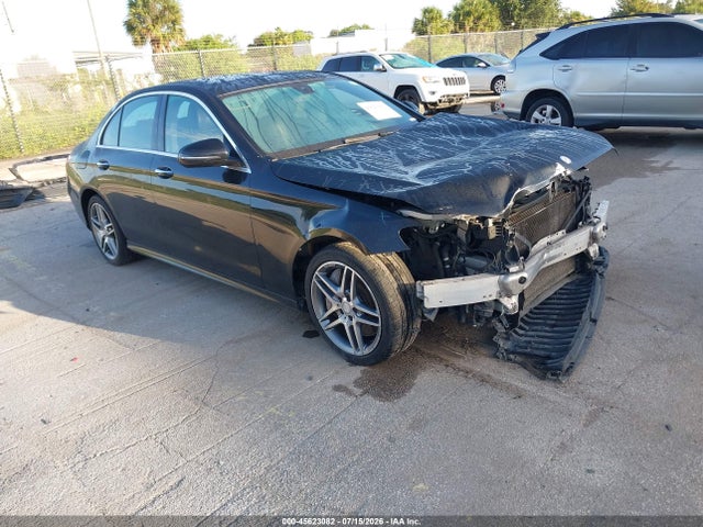 2017 Mercedes-benz E 300 4matic მანქანა იყიდება აუქციონზე, vin: WDDZF4KB9HA029343, აუქციონის ნომერი: 45623082