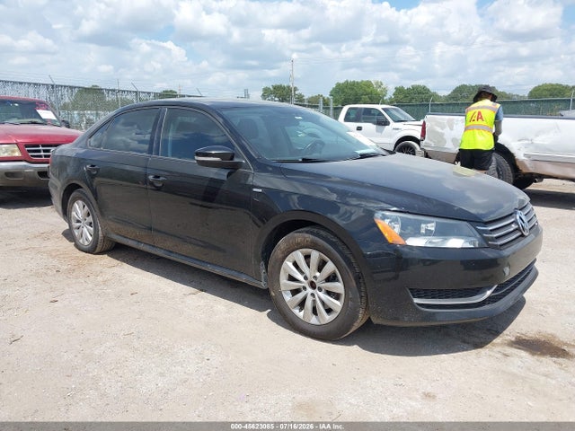 Auction sale of the 2015 Volkswagen Passat 1.8t Wolfsburg Edition, vin: 1VWAT7A32FC052442, lot number: 45623085