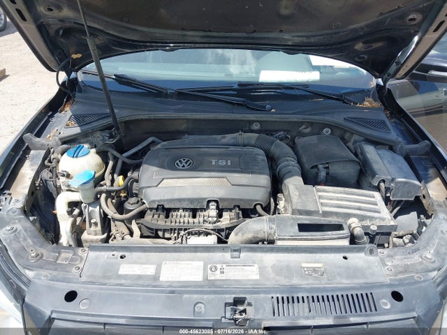 1VWAT7A32FC052442 Volkswagen Passat 1.8t Wolfsburg Edition