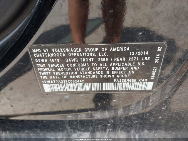 1VWAT7A32FC052442 Volkswagen Passat 1.8t Wolfsburg Edition