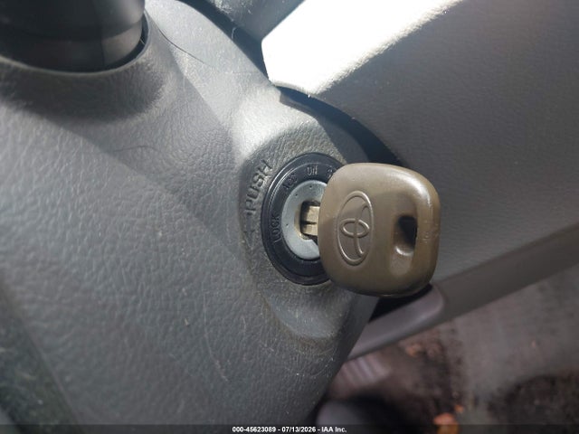45623089 :رقم المزاد ، 4T1BF3EK4BU776187 vin ، 2011 Toyota Camry Le مزاد بيع