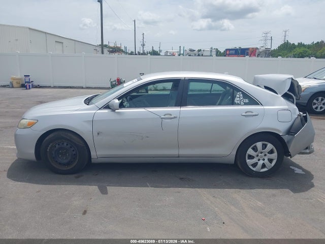 45623089 :رقم المزاد ، 4T1BF3EK4BU776187 vin ، 2011 Toyota Camry Le مزاد بيع