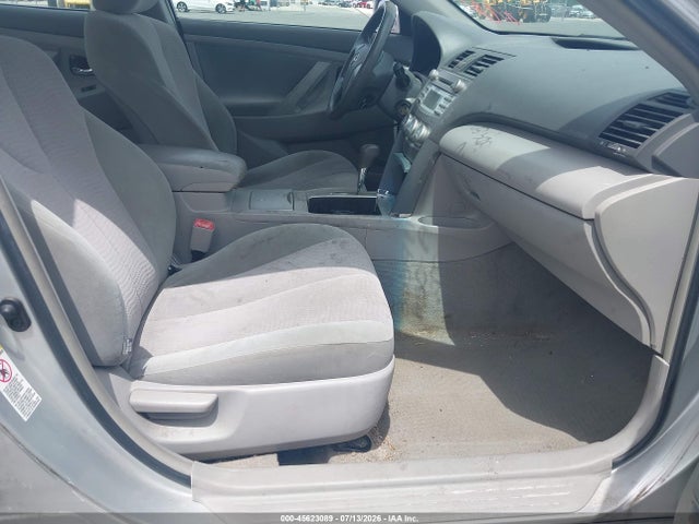 45623089 :رقم المزاد ، 4T1BF3EK4BU776187 vin ، 2011 Toyota Camry Le مزاد بيع