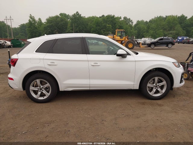 Aukcja sprzedaży 2023 Audi Q5 Premium 40 Tfsi Quattro S Tronic, vin: WA1ABAFY8P2133292, numer aukcji: 45623154