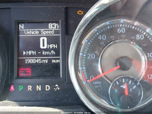 2015 Chrysler Town & Country Touring მანქანა იყიდება აუქციონზე, vin: 2C4RC1BG0FR752178, აუქციონის ნომერი: 45623177