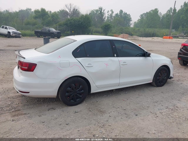 3VW267AJ7GM260648 Volkswagen Jetta 1.4t S