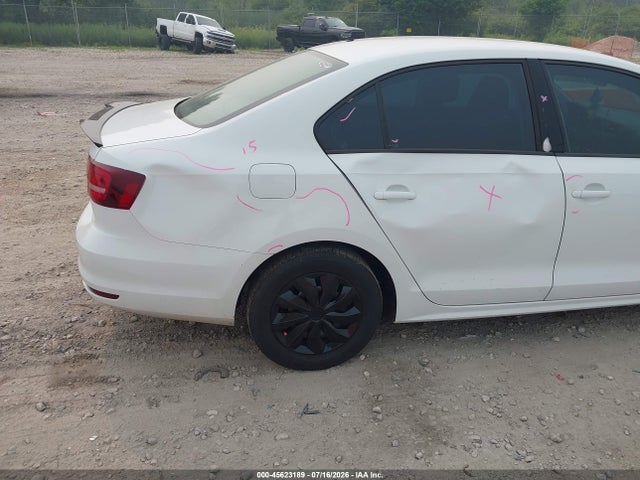 3VW267AJ7GM260648 Volkswagen Jetta 1.4t S