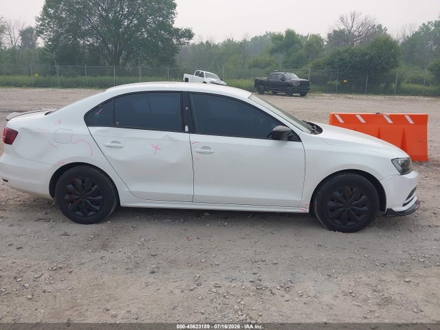 3VW267AJ7GM260648 Volkswagen Jetta 1.4t S
