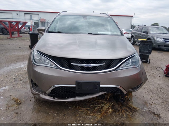 Chrysler Pacifica Touring-l 2017 2C4RC1BG3HR613455 Image 12