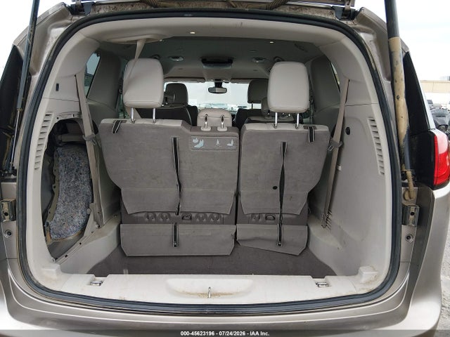 Chrysler Pacifica Touring-l 2017 2C4RC1BG3HR613455 Image 16