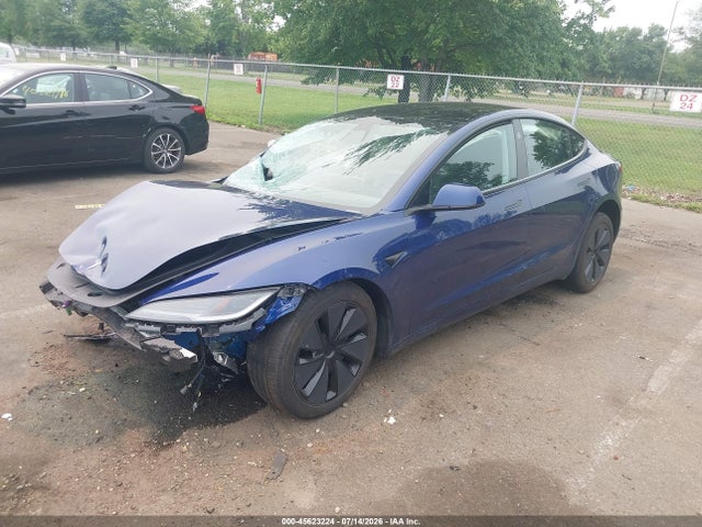 Tesla Model 3 Long Range All-wheel Drive 2025 5YJ3E1EB3SF914603 Image 2