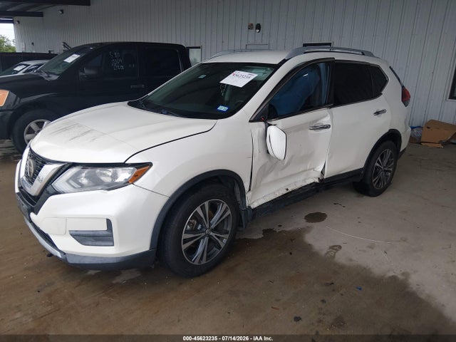 Nissan ROGUE SV 2019 5N1AT2MT3KC797692 Image 2