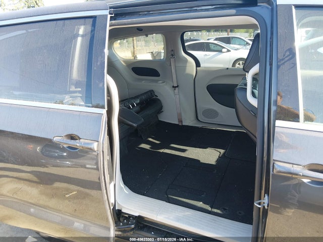 Продажа на аукционе авто 2021 Chrysler Voyager Lxi, vin: 2C4RC1DG3MR506042, номер лота: 45623303