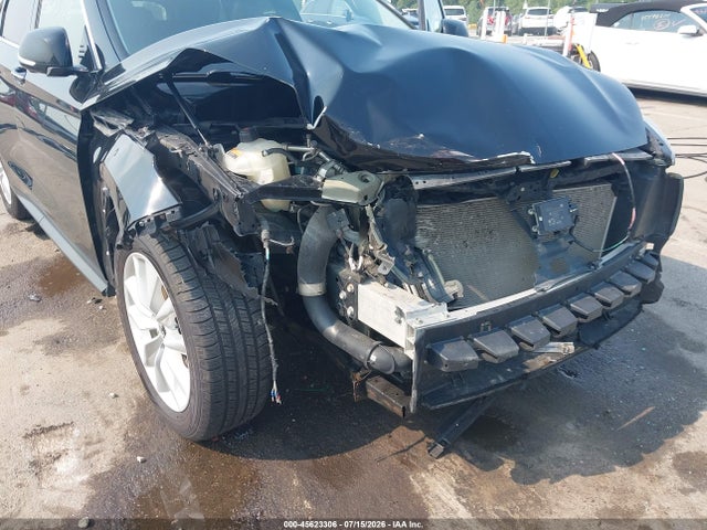 3PCAJ5M33KF126831 Infiniti Qx50 Essential