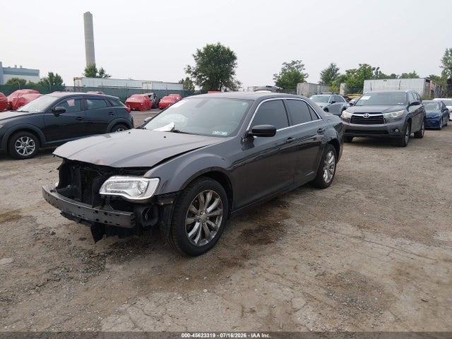 Chrysler 300 Anniversary Edition 2016 2C3CCARG5GH344265 Image 2