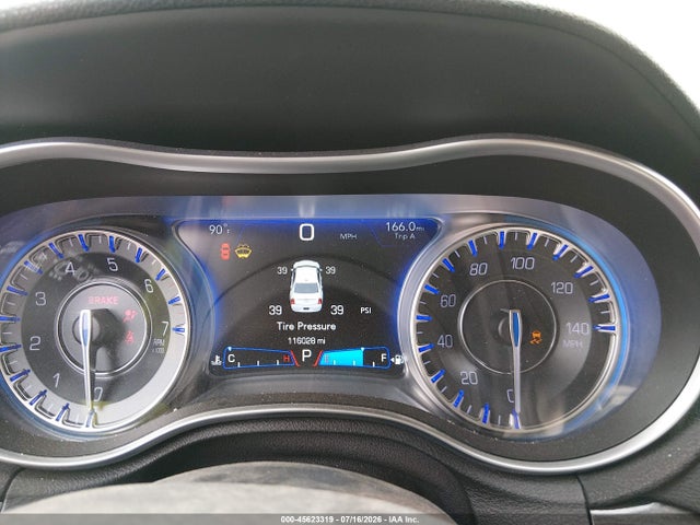 Chrysler 300 Anniversary Edition 2016 2C3CCARG5GH344265 Image 7