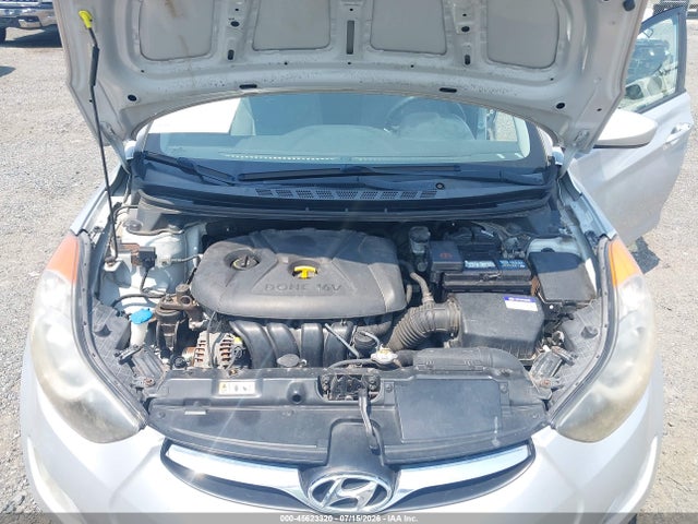 2013 Hyundai Elantra Gls მანქანა იყიდება აუქციონზე, vin: KMHDH4AE2DU551620, აუქციონის ნომერი: 45623320